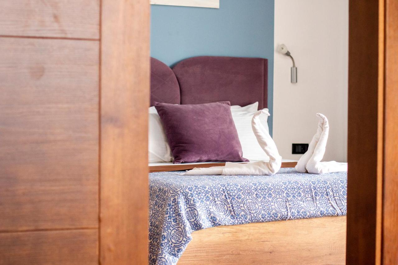 Hotel Lajka Luxury Ulcinj Kültér fotó