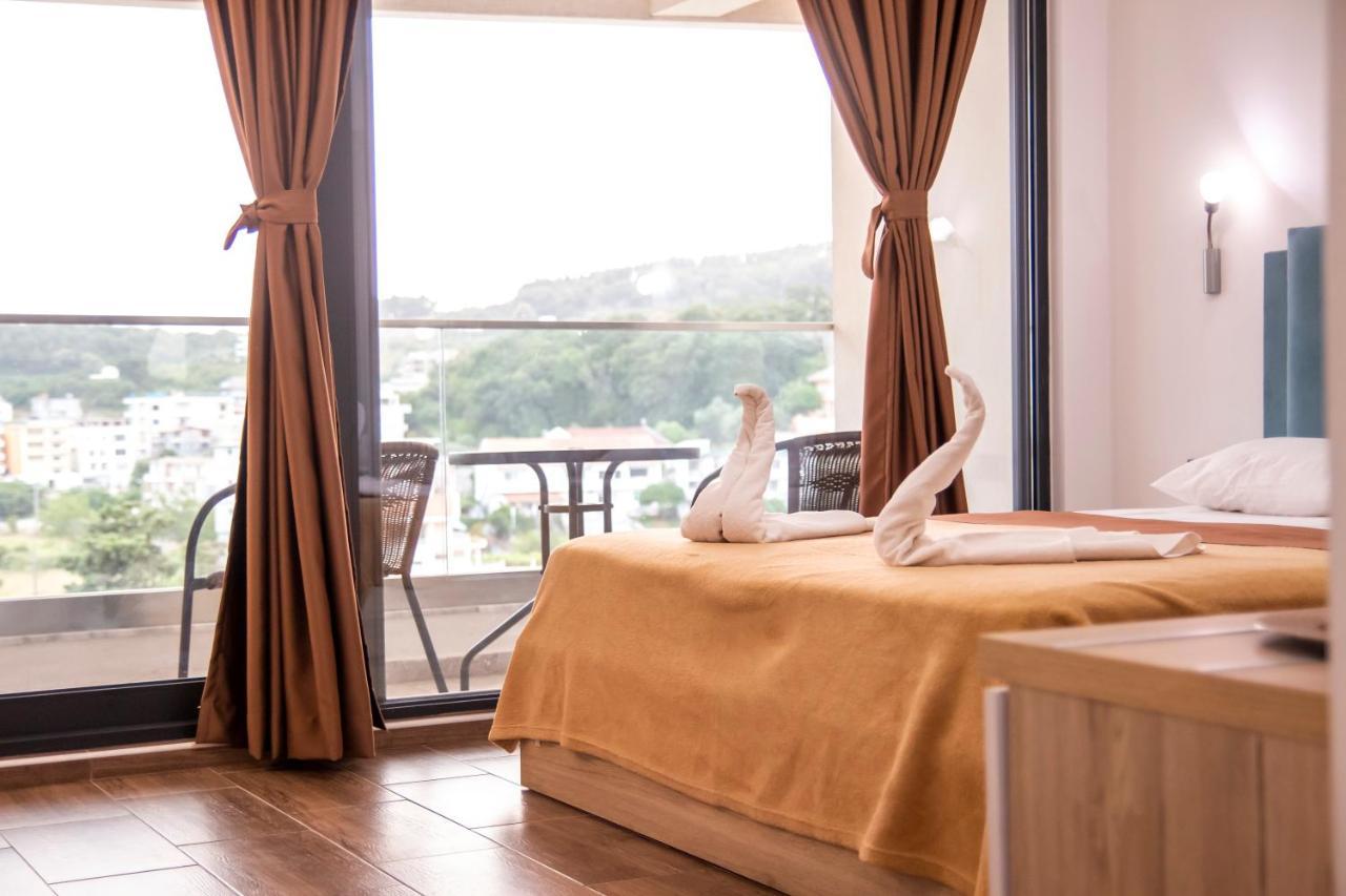 Hotel Lajka Luxury Ulcinj Kültér fotó