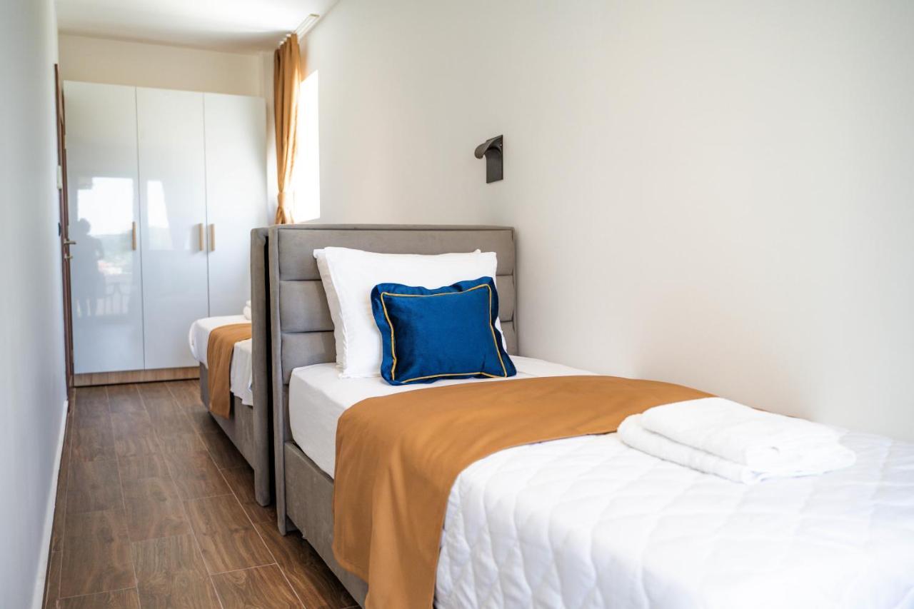 Hotel Lajka Luxury Ulcinj Kültér fotó