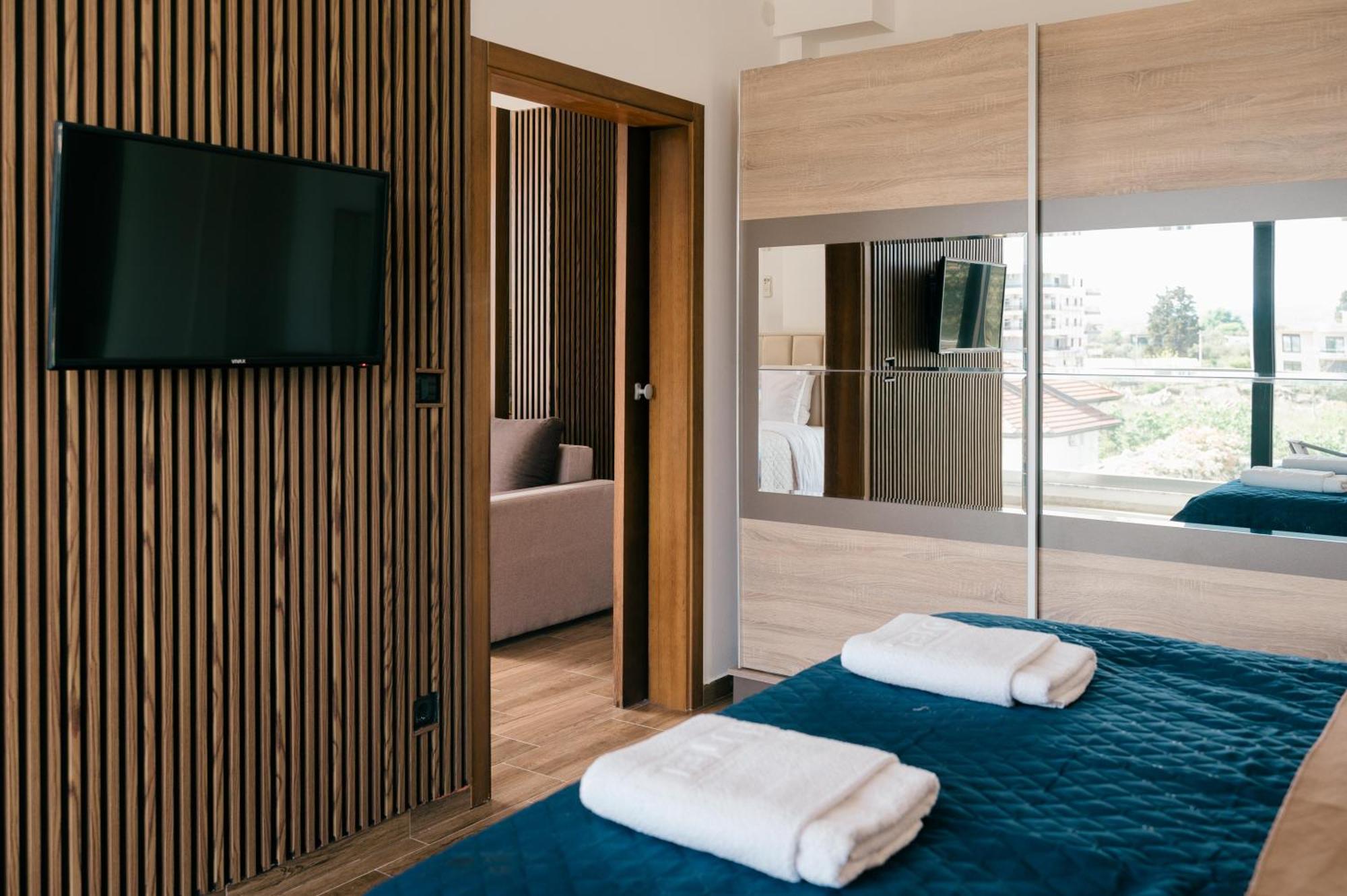 Hotel Lajka Luxury Ulcinj Kültér fotó