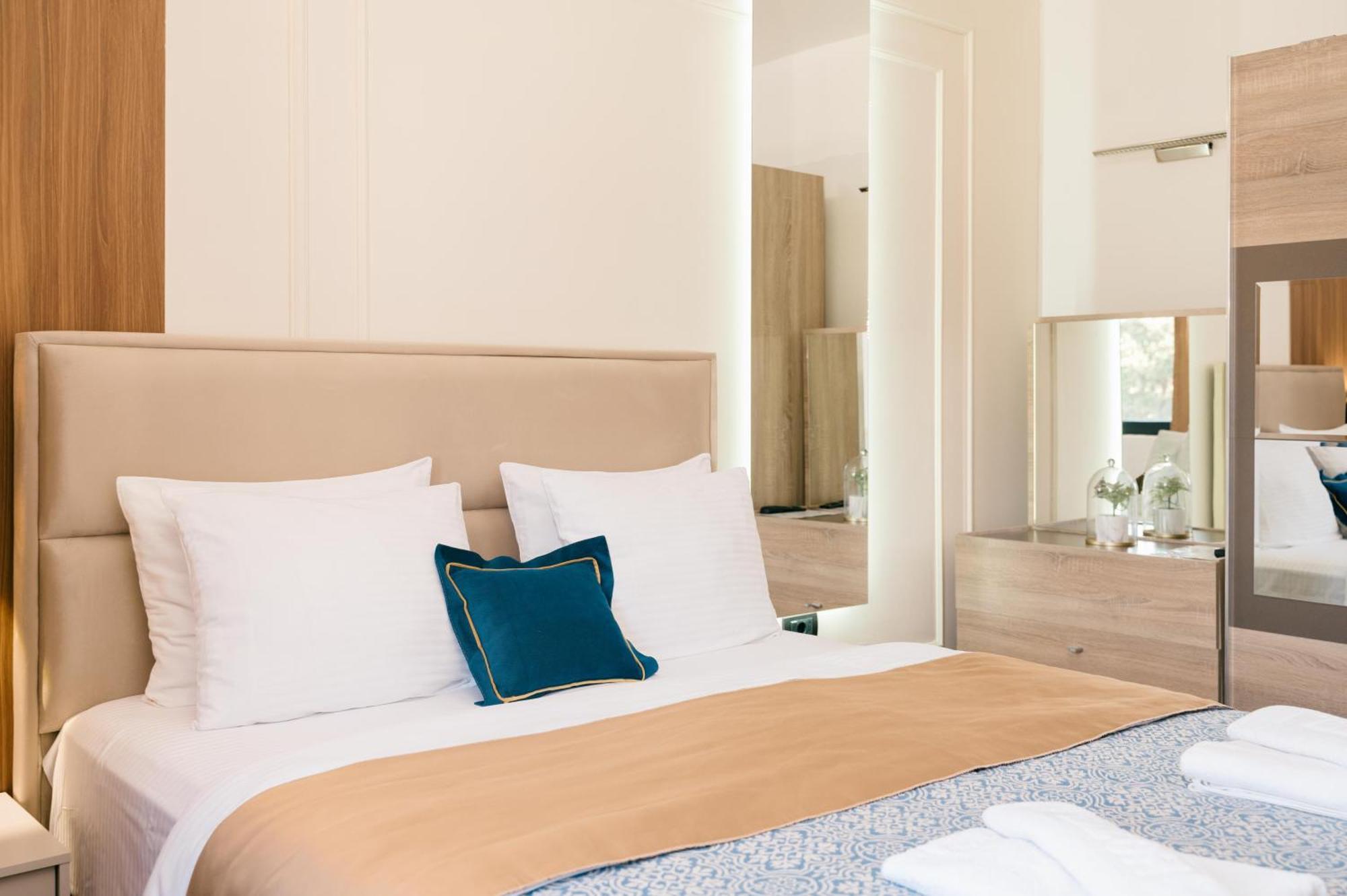 Hotel Lajka Luxury Ulcinj Kültér fotó